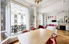 4-zimmer wohnung 95 m² in Quai d'Orsay, Frankreich. 1 570 000 €