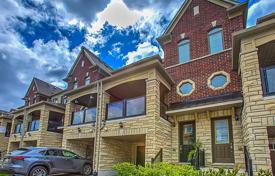 Stadthaus – Etobicoke, Toronto, Ontario,  Kanada. C$1 146 000