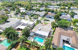 Haus in der Stadt – Hollywood, Florida, Vereinigte Staaten. $1 295 000