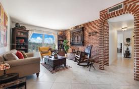 2-zimmer appartements in eigentumswohnungen 99 m² in Doral, Vereinigte Staaten. $389 000