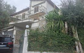 Villa – Bordighera, Ligurien, Italien. 720 000 €