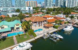 Haus in der Stadt – Sunny Isles Beach, Florida, Vereinigte Staaten. $6 990 000
