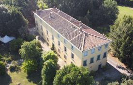 9-zimmer villa 1680 m² in Lucca, Italien. 2 600 000 €