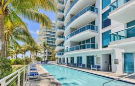 Wohnung – Surfside, Florida, Vereinigte Staaten. $960 000