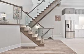 9-zimmer haus in der stadt in Scarborough, Kanada. C$2 281 000