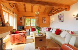 Einfamilienhaus – Kanton Waadt, Schweiz. 3 160 €  pro Woche