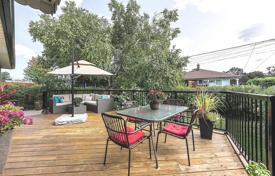 9-zimmer haus in der stadt in North York, Kanada. C$1 650 000