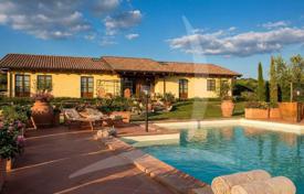 6-zimmer villa 1000 m² in Montepulciano, Italien. 750 000 €