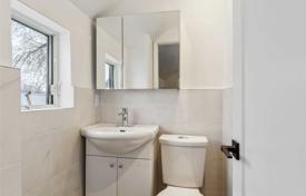8-zimmer haus in der stadt in York, Kanada. C$1 613 000