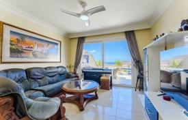 2-zimmer stadthaus 171 m² in Chayofa, Spanien. 400 000 €