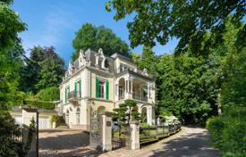 Villa – Baden-Baden, Baden-Württemberg, Deutschland. 5 500 000 €