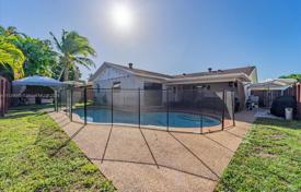 3-zimmer haus in der stadt 185 m² in Coral Springs, Vereinigte Staaten. $565 000
