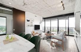 2-zimmer wohnung in Bayview Avenue, Kanada. C$962 000