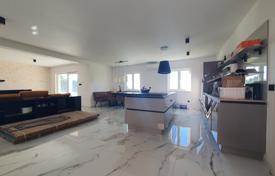 5-zimmer haus in der stadt 112 m² in Bregi, Kroatien. 720 000 €
