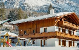 Chalet – Cortina d'Ampezzo, Veneto, Italien. Price on request