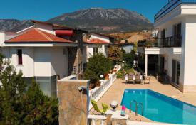 4-zimmer villa 220 m² in Kargicak, Türkei. $435 000