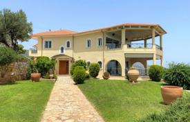 8-zimmer villa 344 m² auf der Peloponnes, Griechenland. 695 000 €