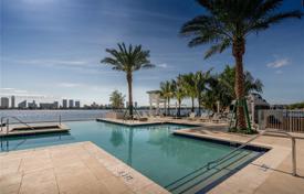 Eigentumswohnung – North Miami Beach, Florida, Vereinigte Staaten. $1 985 000