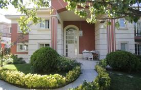 10-zimmer villa 800 m² in Esenyurt, Türkei. $1 103 000