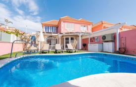 3-zimmer villa 212 m² in Costa Adeje, Spanien. 1 339 000 €