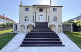 9-zimmer haus in der stadt 380 m² in Primorje-Gorski Kotar County, Kroatien. 720 000 €