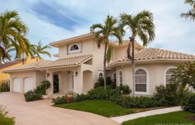 Villa – Hollywood, Florida, Vereinigte Staaten. 1 845 000 €