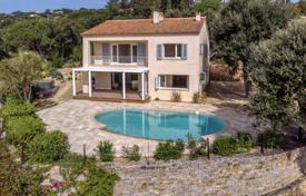 Villa – La Croix-Valmer, Côte d'Azur, Frankreich. 3 800 000 €