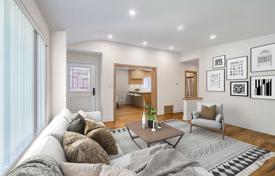 9-zimmer haus in der stadt in North York, Kanada. C$1 902 000