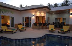 3-zimmer villa in Phuket, Thailand. $2 400  pro Woche