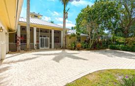 Villa – Pinecrest, Florida, Vereinigte Staaten. $2 000 000