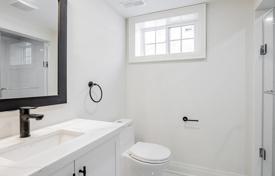 4-zimmer haus in der stadt in Scarborough, Kanada. C$1 318 000