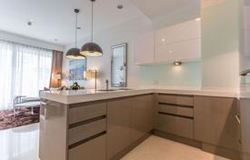 2-zimmer appartements in eigentumswohnungen in Pathum Wan, Thailand. $693 000