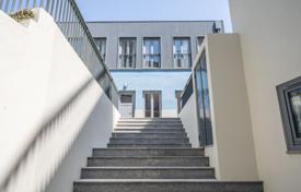 2-zimmer wohnung 104 m² in Porto (city), Portugal. 420 000 €