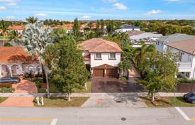 Haus in der Stadt – West End, Miami, Florida,  Vereinigte Staaten. $850 000