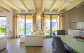 Wohnung – Castelnuovo del Garda, Veneto, Italien. 550 000 €