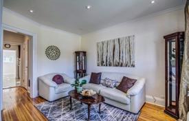4-zimmer haus in der stadt in York, Kanada. C$1 328 000