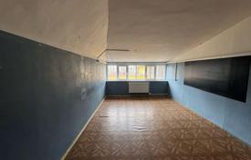 12-zimmer haus in der stadt 690 m² in Avlabari, Georgien. $700 000