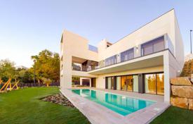 4-zimmer villa 390 m² in Marbella, Spanien. 1 995 000 €