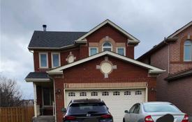 5-zimmer haus in der stadt in Scarborough, Kanada. C$1 646 000