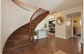 11-zimmer haus in der stadt in Scarborough, Kanada. C$2 072 000
