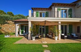 14-zimmer villa 223 m² in Ligurien, Italien. 995 000 €