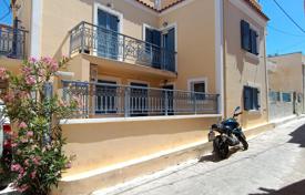2-zimmer haus in der stadt 145 m² in Aegina, Griechenland. 360 000 €