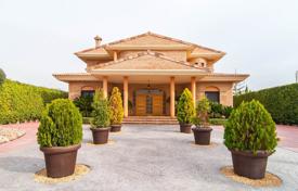 Villa – Alicante, Valencia, Spanien. 1 500 000 €