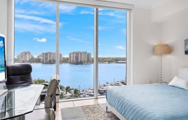 Eigentumswohnung – Miami Beach, Florida, Vereinigte Staaten. $4 400 000