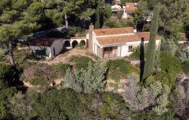 Villa – La Croix-Valmer, Côte d'Azur, Frankreich. 1 800 000 €