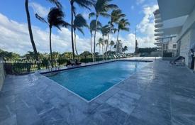 Eigentumswohnung – Surfside, Florida, Vereinigte Staaten. $599 000