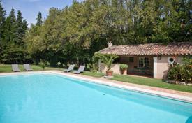 6-zimmer villa in Provence-Alpes-Côte d'Azur, Frankreich. 8 000 €  pro Woche