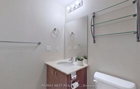 5-zimmer wohnung in Etobicoke, Kanada. C$787 000