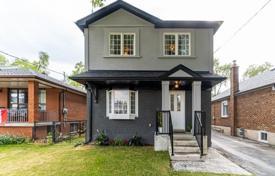 Haus in der Stadt – Etobicoke, Toronto, Ontario,  Kanada. C$1 678 000
