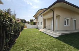 15-zimmer einfamilienhaus in Pietrasanta, Italien. 2 000 000 €